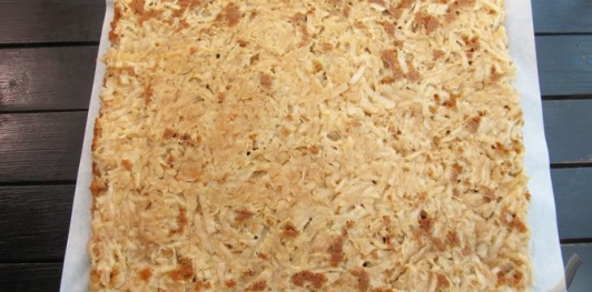 Медовый рулет с яблоками