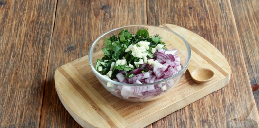 Мясные рулетики с зеленью