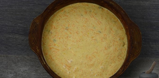 Морковный пирог со сметанным кремом