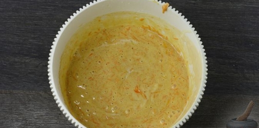 Морковный пирог со сметанным кремом