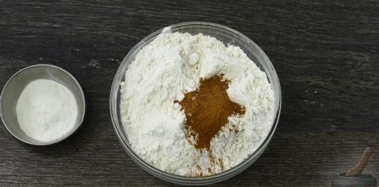 Морковный пирог со сметанным кремом