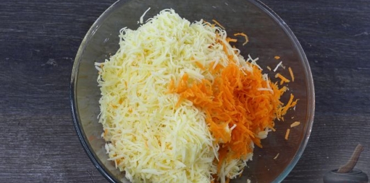 Морковный салат с сыром