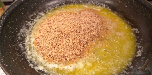 Мучная халва с грецкими орехами