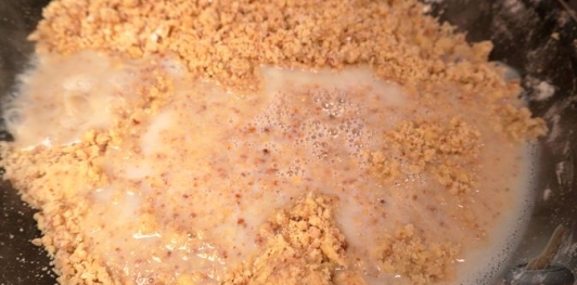 Мучная халва с грецкими орехами