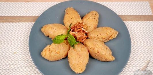 Мучная халва с грецкими орехами