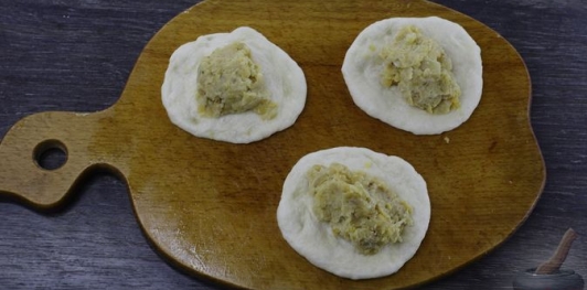 Постные пирожки с нутом