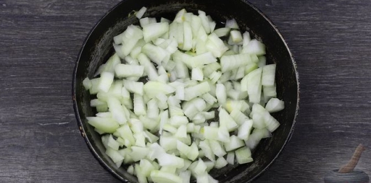 Постный салат "Копна сена" из тыквы с грибами, по-корейски