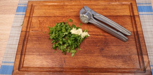 Рагу из курицы с баклажанами, помидорами и перцем