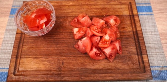 Рагу из курицы с баклажанами, помидорами и перцем