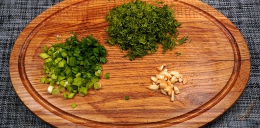 Рыбный суп с брокколи, рисом и сливками