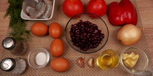Шакшука с креветками
