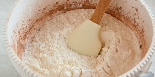 Шоколадное печенье с джемом