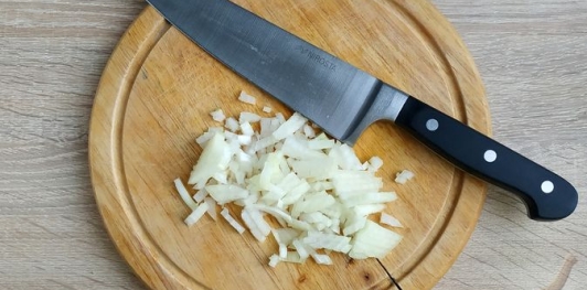 Суп с мойвой, картофелем и рисом