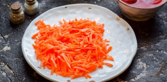 Томатный суп со стручковой фасолью и болгарским перцем