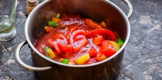Томатный суп со стручковой фасолью и болгарским перцем