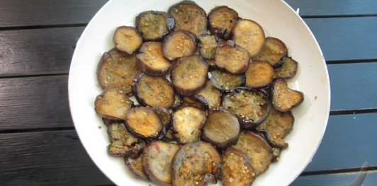 Запеканка из баклажанов и картофеля