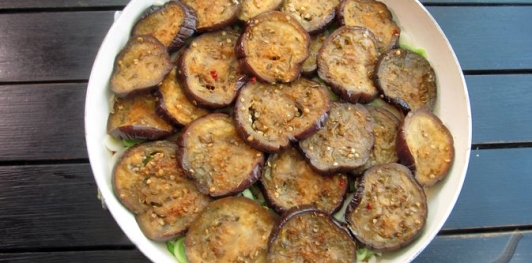 Запеканка из баклажанов и картофеля