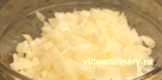 Домашняя лапша с томатным соусом