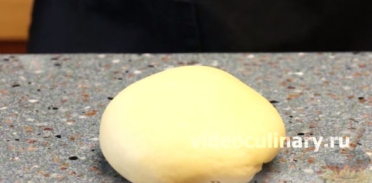 Домашняя лапша с томатным соусом