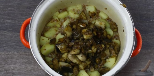 Гречка с картошкой и грибами