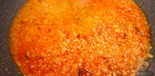 Кальмары, фаршированные рисом с креветками по-мароккански