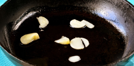 Макароны с помидорами и фасолью