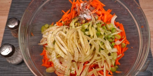 Морковный салат с фенхелем