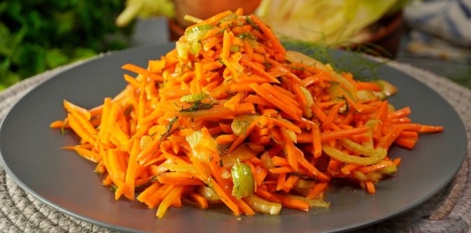 Морковный салат с фенхелем