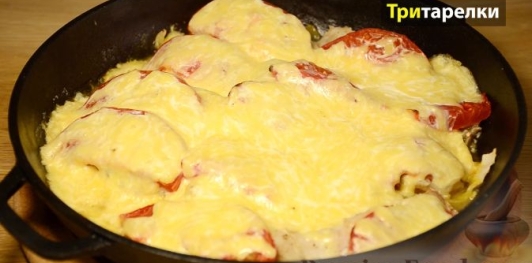 Рыба, запеченная в духовке, с овощами