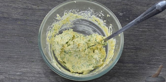 Салат "Драконье гнездо" с курицей, картофелем и морковью по-корейски