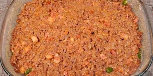 Запеканка с фаршем и стручковой фасолью