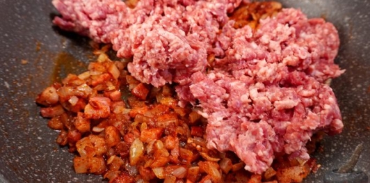 Запеканка с фаршем и стручковой фасолью