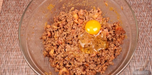 Запеканка с фаршем и стручковой фасолью