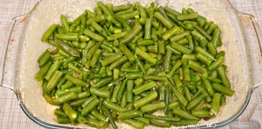 Запеканка с фаршем и стручковой фасолью